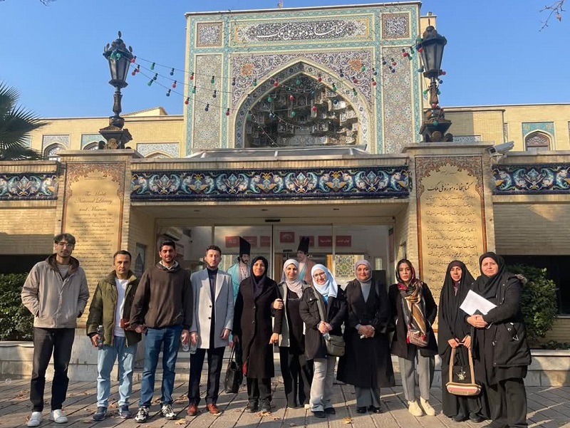  بازدید دانشجویان واحد بین الملل دانشگاه  از کتابخانه و موزه ملی ملک