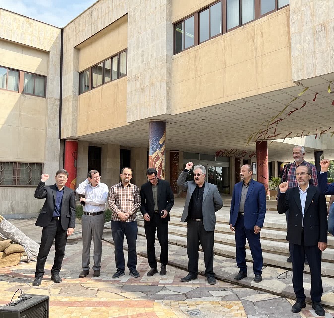 تجمع دانشگاهیان پردیس کشاورزی در محکومیت جنایات صهیونیستی و شهادت دبیرکل حزب‌الله لبنان